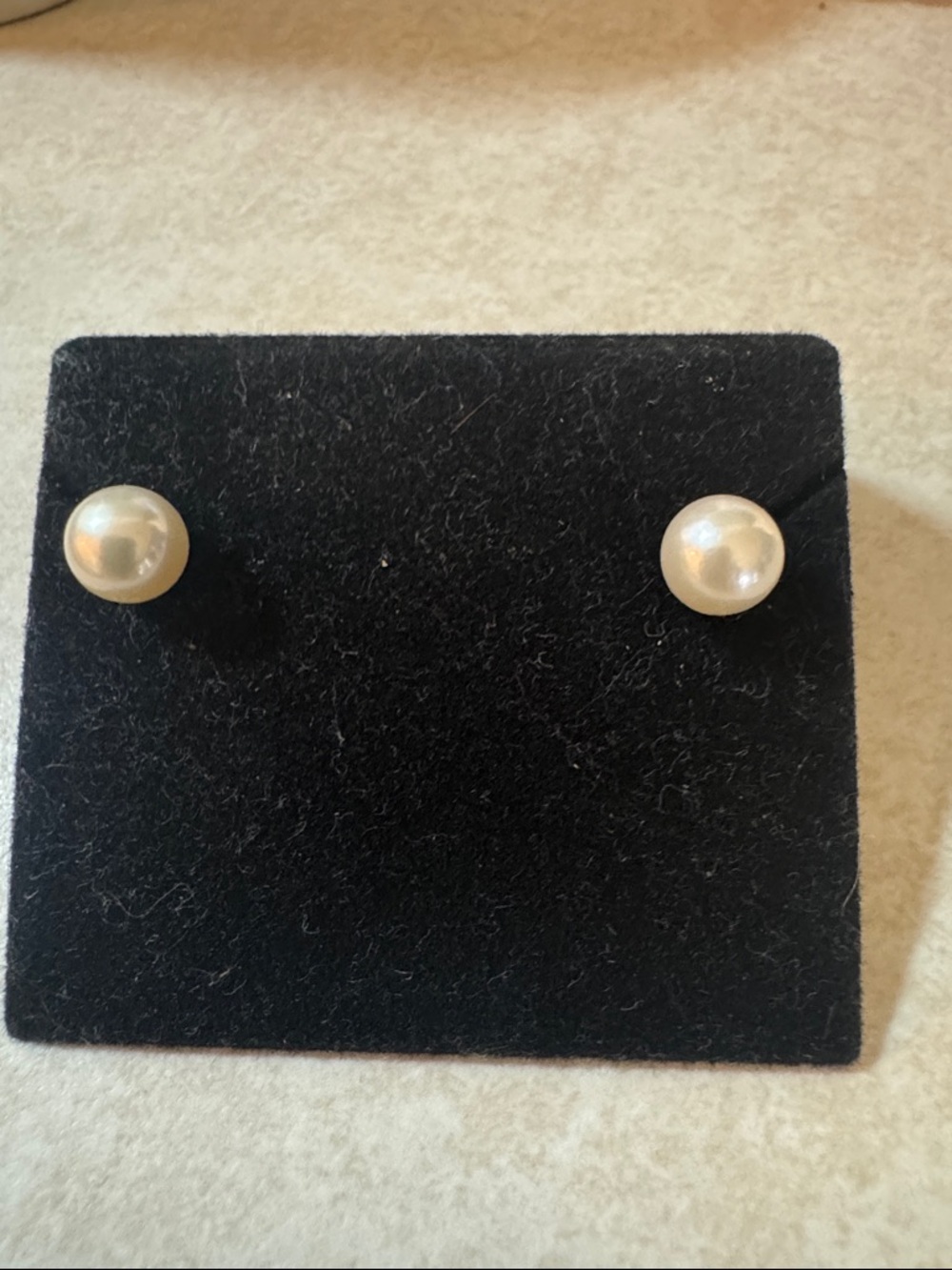 Classic Cream Pearl Stud Earrings - Women Jewelry